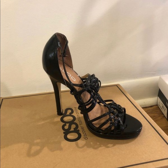 Black Aldo heels size 6 - Picture 2 of 3